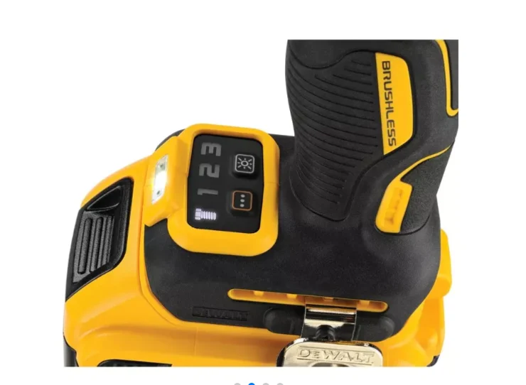 DEWALT DCF892N-KR 20V MAX 12 HT IMP WRENCH - Image 3